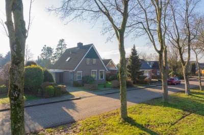 Woning Kanaal B ZZ 195 Emmer-Compascuum