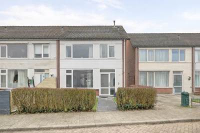 Woning Van Broekhuisenstraat 7 Ammerzoden