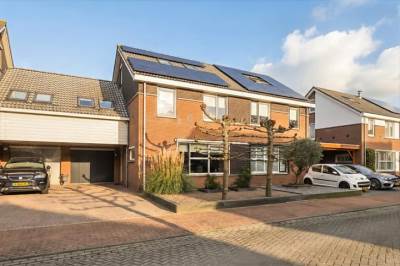 Woning Weerdenborch 8 Waardenburg