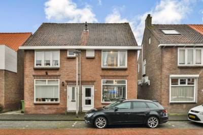 Woning Admiraal de Ruyterstraat 45 Sliedrecht