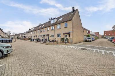 Woning Vuursteenkreek 34 Spijkenisse