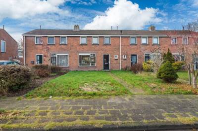 Woning Buorsterwyk 12 Lippenhuizen
