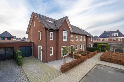 Woning Burgemeester H A van Steennisstraat 23 Kesteren