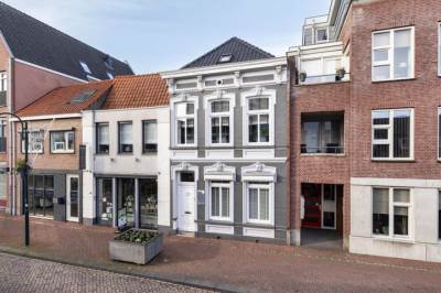 Woning Grote Kerkstraat 25 Steenbergen (NB)