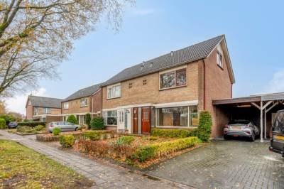 Woning Boveneind 95 Leek