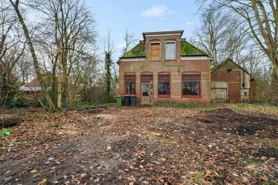 Woning Stationsstraat 1 Buinen