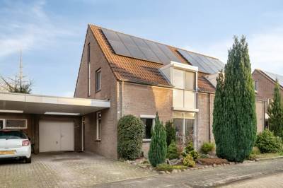 Woning Helmkruid 15 Asten