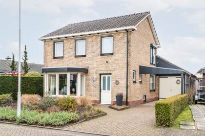 Woning Pastoor Reulinkstraat 30 Varsselder