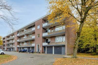 Woning Azuurweg 170 Tilburg