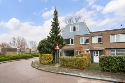 Woning Van den Berghlaan 607 Hoofddorp