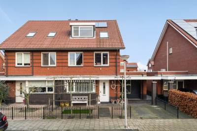 Woning Zilvermijn 29 Rhoon