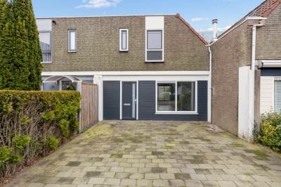 Woning Karveel 5013 Lelystad