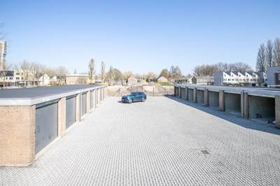 Garage Brasemstraat 89131 Hoogvliet Rotterdam