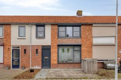 Woning van Ostadestraat 10 Oostburg