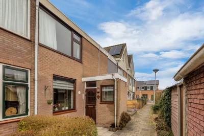 Woning Prins Bernhardstraat 66 Zuidland