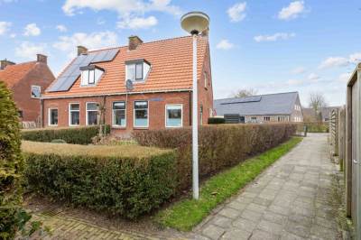 Woning Skoallestrjitte 11 Raerd