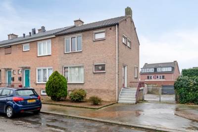 Woning Woeringenstraat 12 Stein