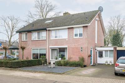 Woning Oeverstraat 3 Gaanderen