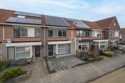 Woning Beemdkroon 74 Tiel