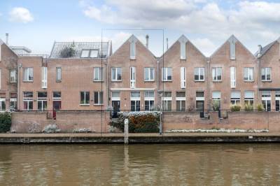 Woning Curaçaostraat 8 Alphen aan den Rijn