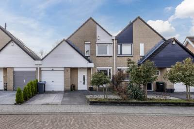Woning Lijsterbeshof 34 Papendrecht