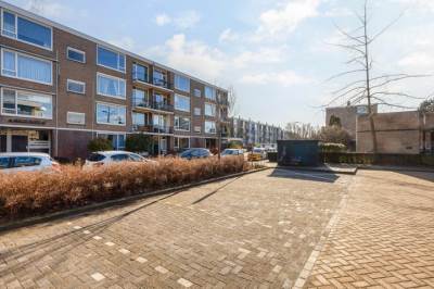 Woning Adriaen van Ostadestraat 18 Ridderkerk