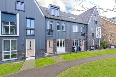 Woning IJsselsteenhof 11 Hillegom