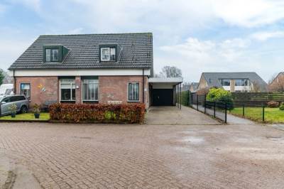 Woning Skoalplein 23 Langezwaag