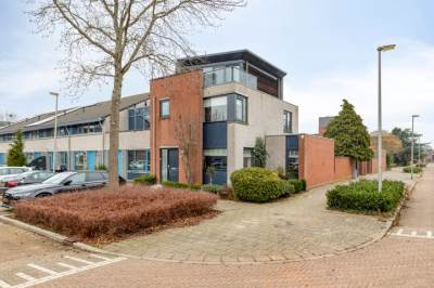 Woning Ada van Schotlandplaats 2 Leiderdorp