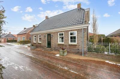 Woning Kerkstraat 24 Middelstum