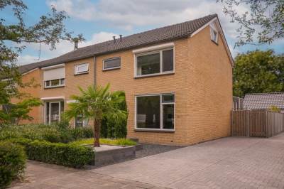 Woning Dahliastraat 10 Beneden-Leeuwen