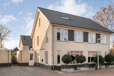 Woning Bakhuijs Roozeboomlaan 8 Almelo
