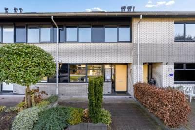 Woning Jacques Tatilaan 143 Almere