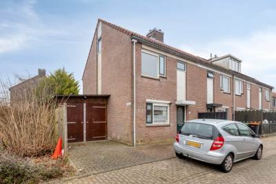 Woning Hoefijzer 18 Zwaag