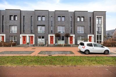 Woning Domela Nieuwenhuisweg 49 Heerenveen