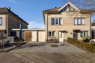 Woning Bezeel 43 Rhoon