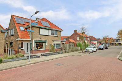 Woning Burg Elenbaasstraat 12 Kruiningen