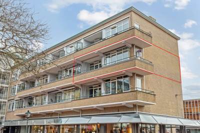 Woning Julianaplein 16 Bussum