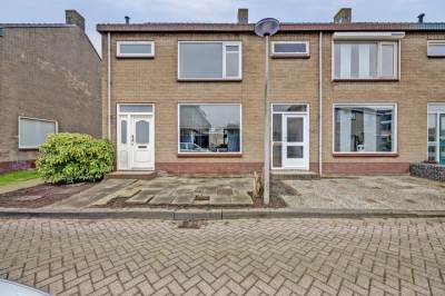 Woning Prins Hendriklaan 11 Zuidland