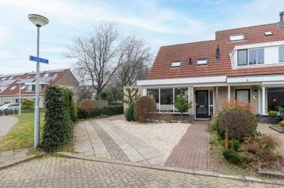 Woning Zuurbeshof 8 Heemskerk