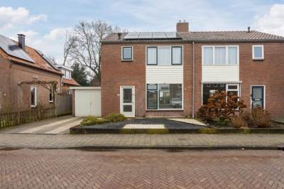 Woning Burg.Bosch Bruiststraat 24 Nieuwleusen