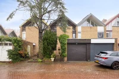 Woning De Savornin Lohmanplantsoen 35 Voorschoten