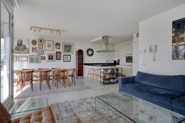 Woning Johan Hofmanstraat 323 Amsterdam