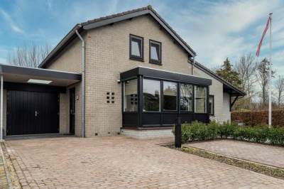 Woning Burgemeester Vlaklaan 40 Hooge Zwaluwe