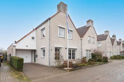 Woning Helmkruid 11 Udenhout