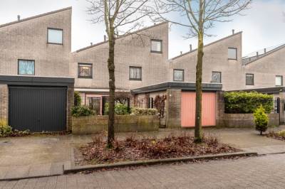 Woning Esdoornplantsoen 54 Almere