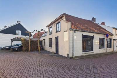 Woning Voorstraat 13 Oud-Vossemeer
