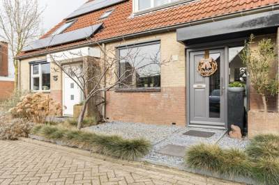 Woning Meerkoetplaats 16 Numansdorp