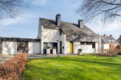 Woning Dirk van Heinsbergstraat 11 Luyksgestel