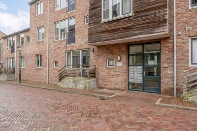 Woning Infirmerie 15 Grave